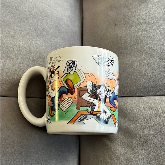 “Disney Store- Vintage Goofy Cup” - Picture 1 of 6